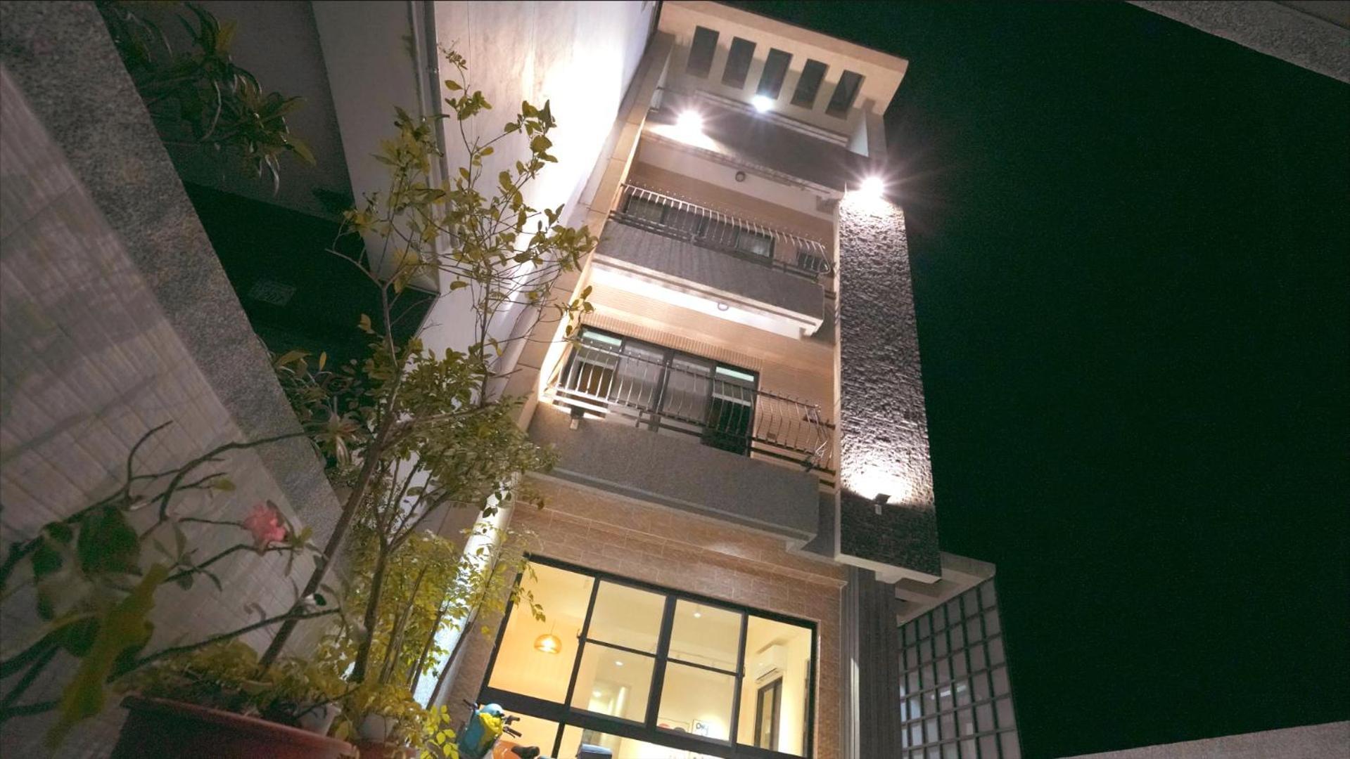 咻咻宿 Xiuxiu 電梯宅 T'ai-tung Extérieur photo